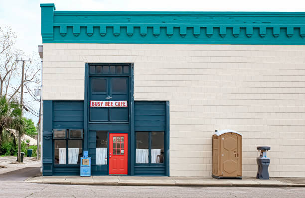 Best Porta potty delivery and setup  in Rockwood, MI